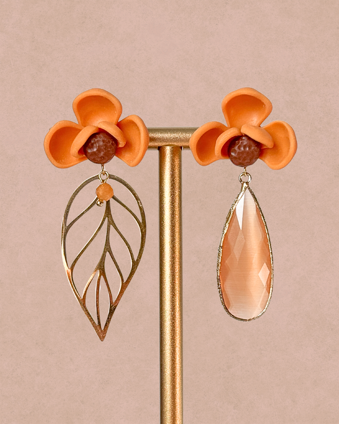 Brincos Meia Pétala - Várias Cores