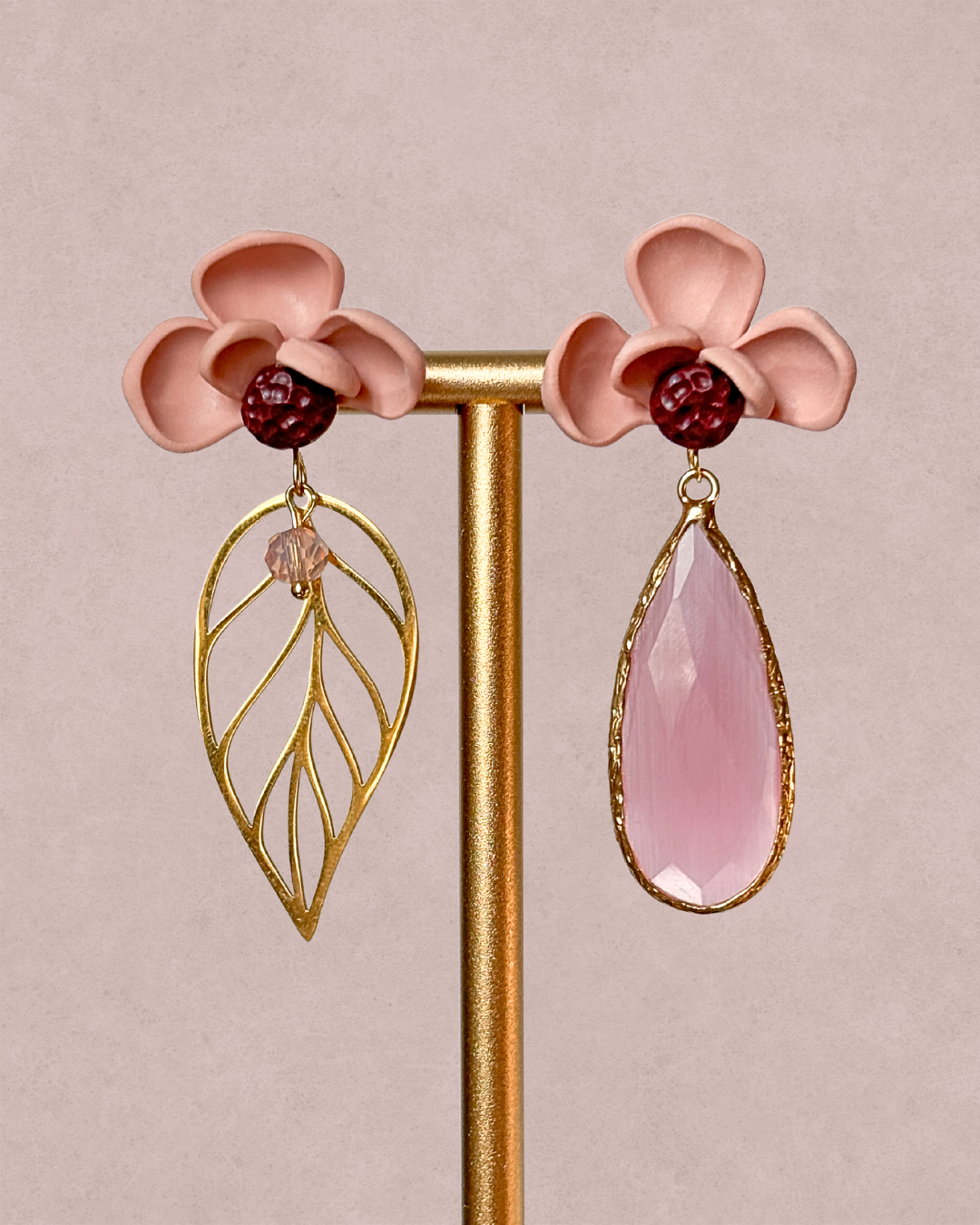 Brincos Meia Pétala - Várias Cores